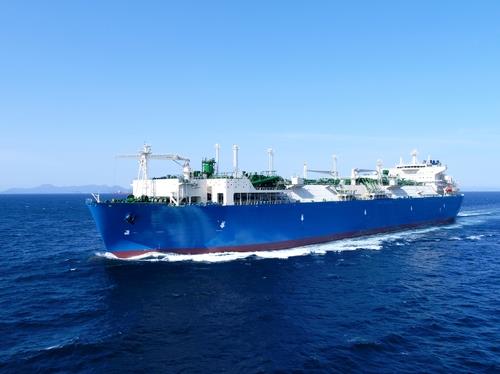 FLNG vessel