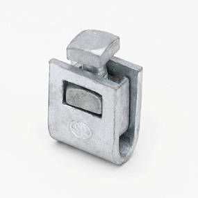 B-strand ground clamps reducing flashovers